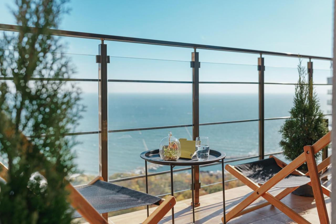 Sea & Sky Apartments Odessa Exterior foto