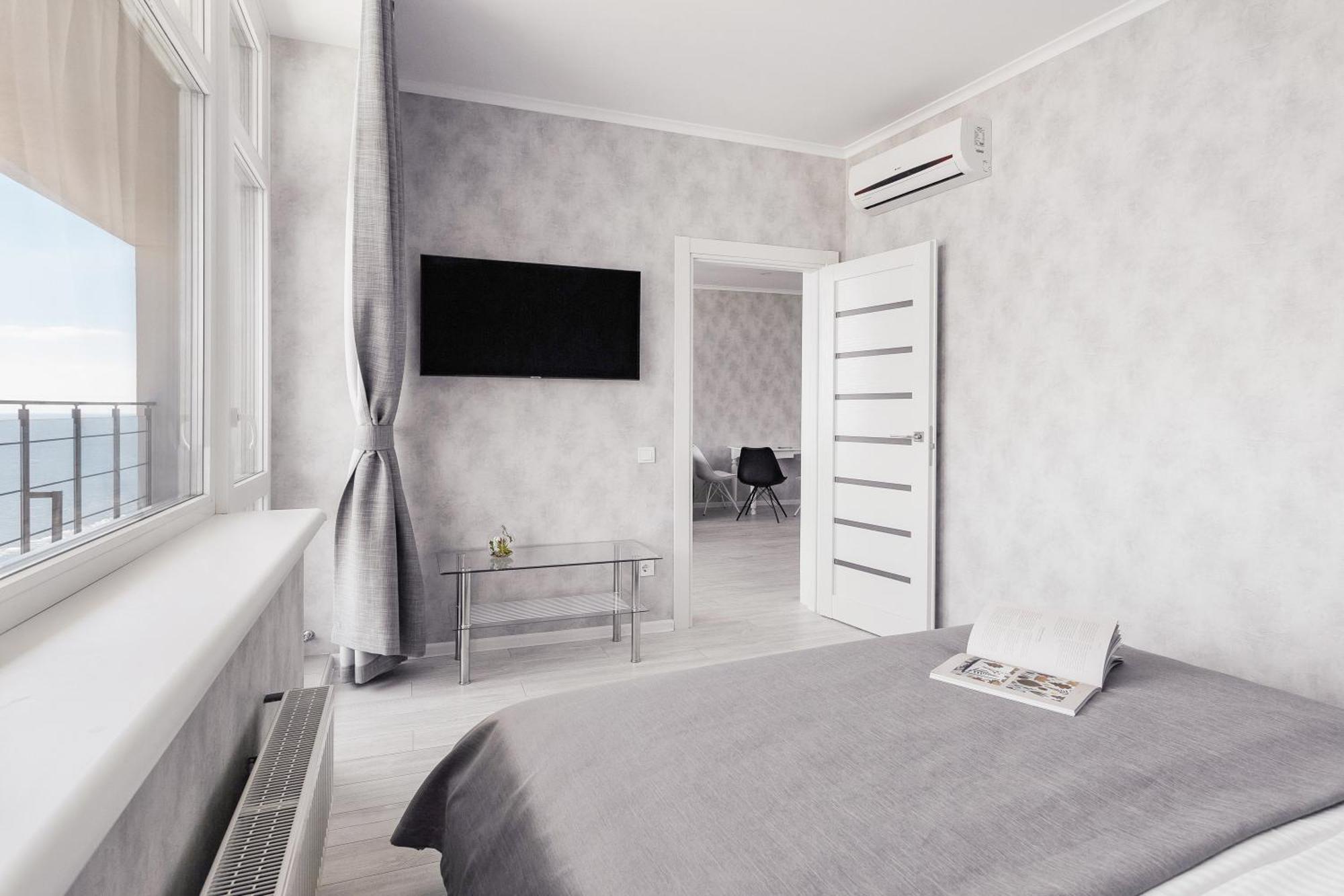 Sea & Sky Apartments Odessa Quarto foto